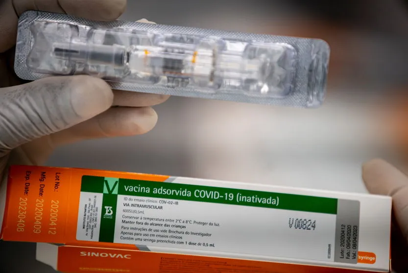 Vacina que está sendo desenvolvida com o Instituto Butantan mostra eficácia