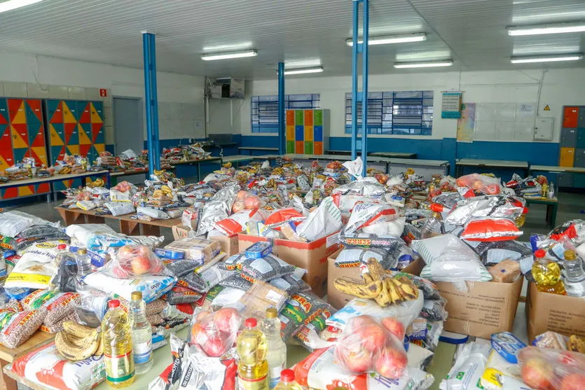 Escolas estaduais entregam kits de merenda nesta sexta-feira (14)