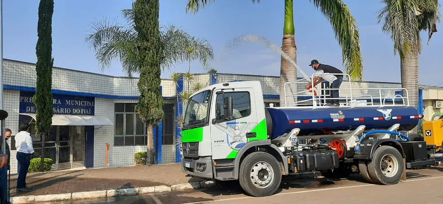 Rosário do Ivaí adquire carro para a Vigilância Sanitária, maquinário e caminhão-pipa