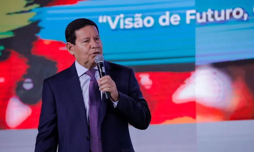 Compromisso com a sustentabilidade é urgente para o Brasil, diz Mourão