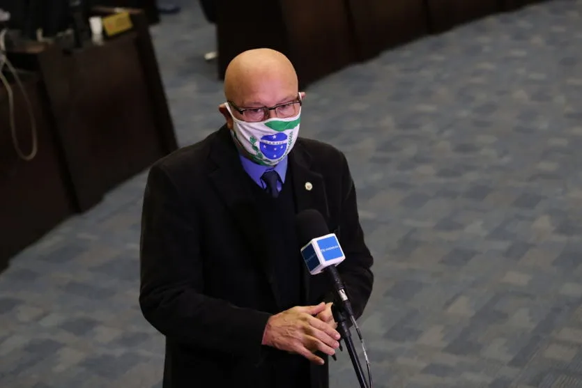 Congresso analisa vetos ao uso de máscara em todo país