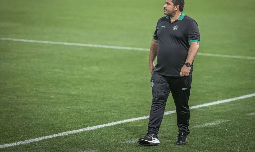 Coritiba demite técnico Barroca, apos quarta derrota consecutiva