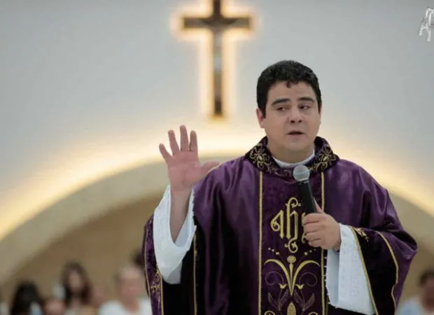 Igreja católica afasta padre Robson das funções religiosas