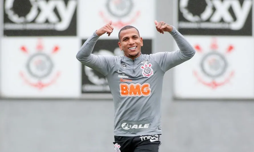 Regularizado pelo Corinthians, Otero pode estrear contra o Fortaleza