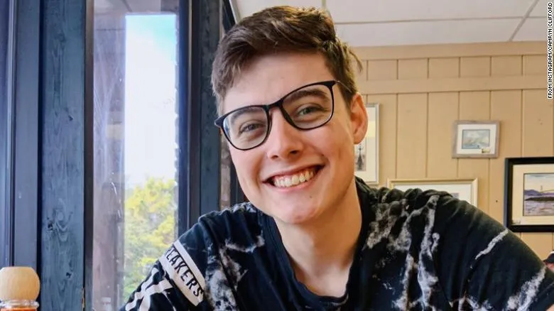 Youtuber Landon Clifford morre aos 19 anos após coma