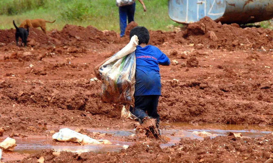 Pátria Voluntária lança campanha de doação para crianças vulneráveis