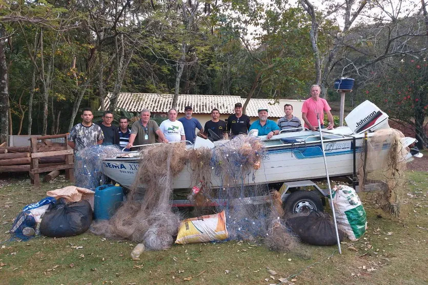 Materiais ilegais de pesca são apreendidos no Rio Paraná e afluentes