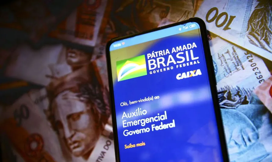 Caixa paga auxílio emergencial para nascidos em fevereiro