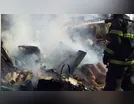 Incêndio destrói casa de madeira na Rua Ponta Porã, em Ivaiporã