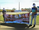 Trabalhadores de frigorífico protestam por medidas contra a covid em Rolândia
