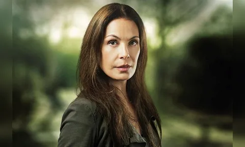 Carolina Ferraz diz ter ‘muitos recursos a explorar’ ao apresentar jornalístico da Record