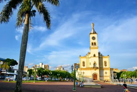 Domingo com céu claro e temperaturas entre 15ºC e 26ºC em Apucarana e região