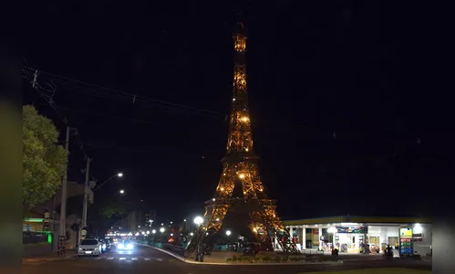 Carro é furtado durante briga na Praça França em Ivaiporã