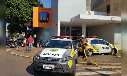 Homem invade com uma faca agência bancária em Campo Mourão
