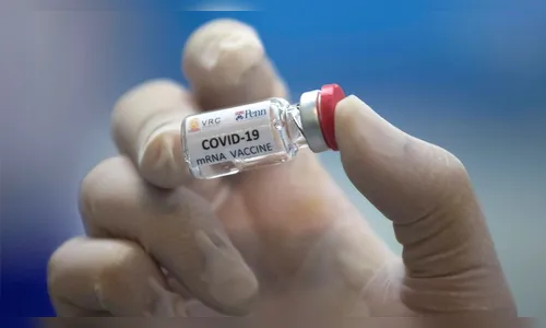 Universidade da Rússia conclui testes clínicos e é país mais próximo da vacina