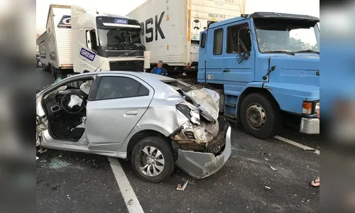 Colisão na PR-986 deixa motorista gravemente ferido