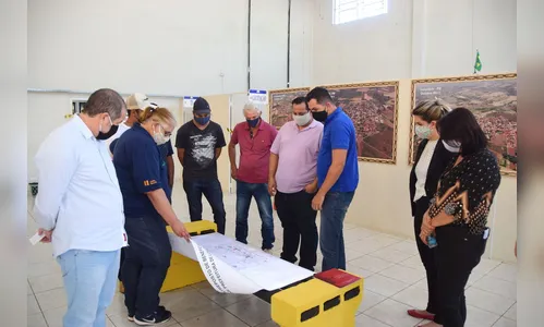 Apicultor de Lunardelli  terá casa de processamento e comercialização do mel