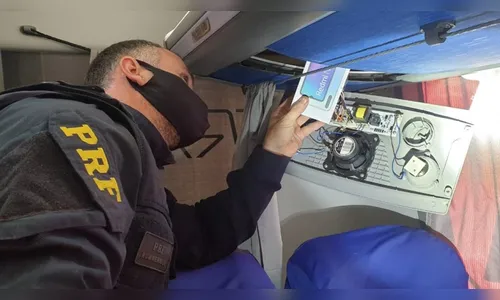 Polícia Rodoviária Federal apreende R$ 50 mil em celulares do Paraná