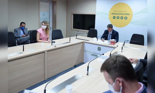 Ministro da Infraestrutura garante contorno ferroviário para Apucarana