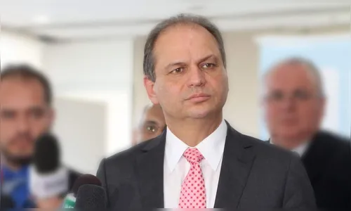 Bolsonaro deve escolher Ricardo Barros como líder do governo na Câmara