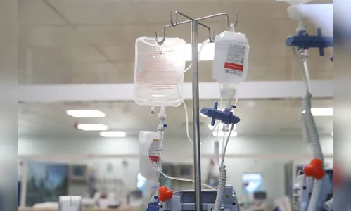 Casos de Covid crescem 164,5% entre junho e julho no Paraná