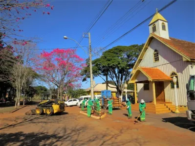 Região do Campinho recebe serviços de limpeza e roçagem