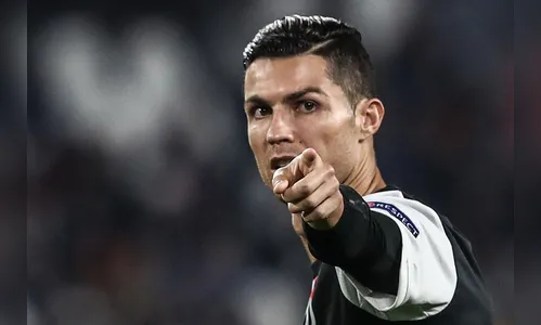 Aos 35 anos, após jogar em 4 países, Cristiano Ronaldo chega ao 30º título