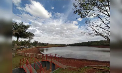 Prefeitura realiza manutenção na represa do Parque da Raposa; ASSISTA