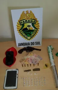 PM faz flagrante de tráfico e corrupção de menor em Jandaia