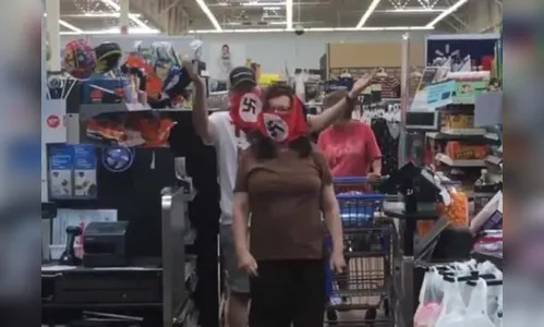 Casal é expulso de supermercado por usar símbolo nazista