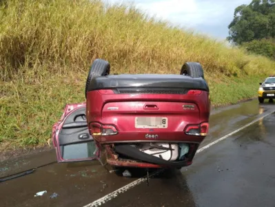 Uma pessoa fica ferida em capotamento entre Cruzmaltina e Lidianópolis