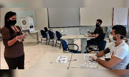 TRE-PR realiza simulação de votação com EPI’s para próxima eleição
