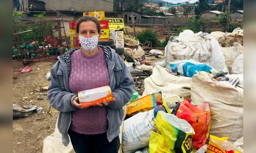 Governo entrega 10 mil luvas descartáveis a recicladores