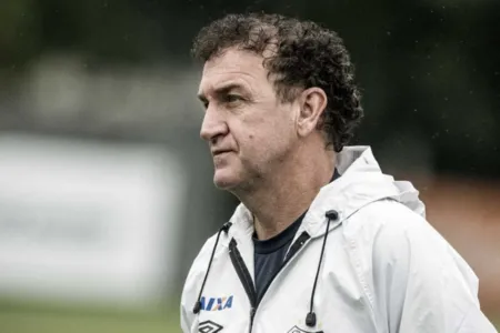 Santos anuncia a contratação do técnico Cuca para substituir Jesualdo