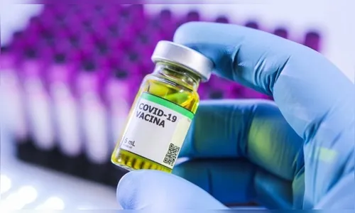 'Não há motivos para ter suspeitas sobre vacinas contra covid-19', diz OMS