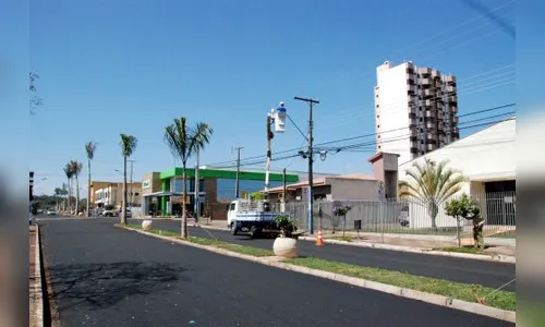 Prefeitura de Faxinal instala lâmpadas de led em trecho da Av. Brasil
