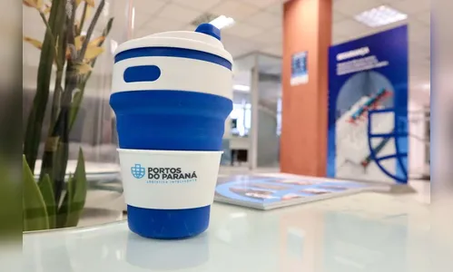 Portos do Paraná adota copos sustentáveis de uso contínuo