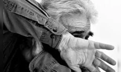 Homem é preso após espancar o pai idoso na Vila Reis em Apucarana