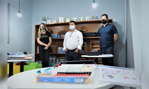 Escola de Arapongas inaugura laboratório de robótica