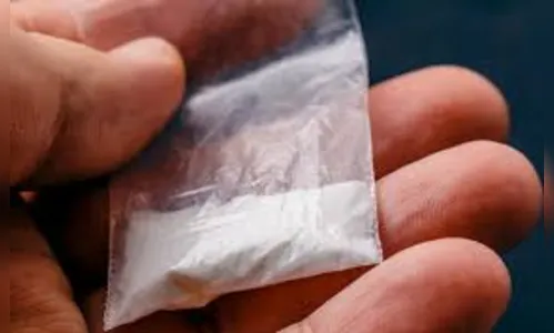 Adolescente de 14 anos é apreendida com cocaína e maconha em Arapongas