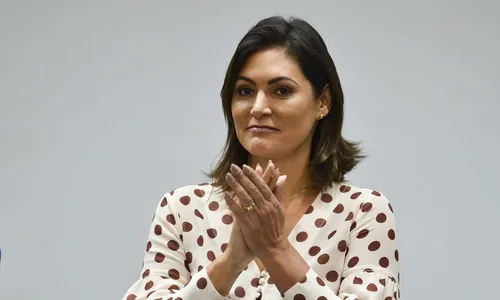 Exame de primeira-dama do Brasil para Covid-19 dá negativo