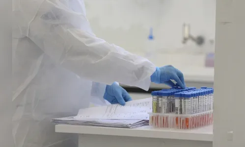 Infectados pelo novo covornavírus chegam a 105 mil no Paraná