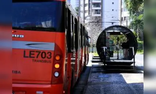 TCE-PR confere lotação dos ônibus de Curitiba durante pandemia