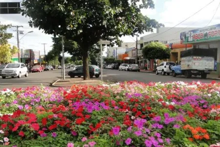 Justiça bloqueia R$ 6,4 milhões em bens de prefeito de Iporã