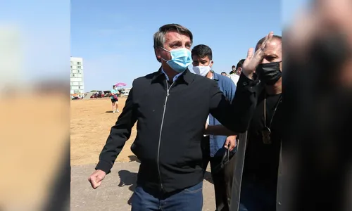 Usuários do Twitter repetem pergunta que levou Bolsonaro a ameaçar jornalista