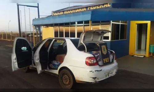 PRF apreende mais de três mil maços de cigarro no Paraná