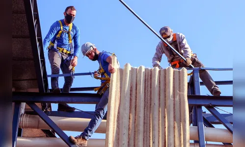 Apucarana inicia reparos na cobertura do Ginásio Lagoão