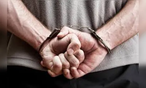 Homem é preso no Mato Grosso do Sul com caminhonete roubada em Marumbi