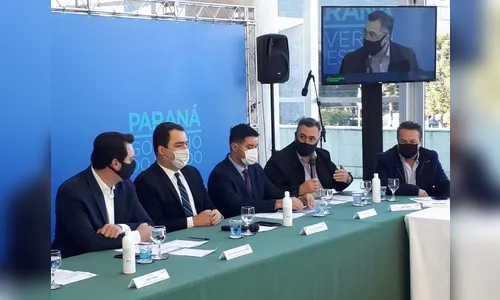 Secretário de Saúde e Governo do Paraná assinam a Resolução Sesa