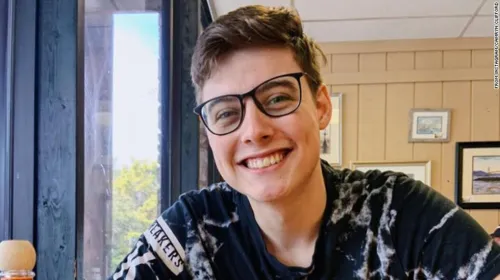 Youtuber Landon Clifford morre aos 19 anos após coma